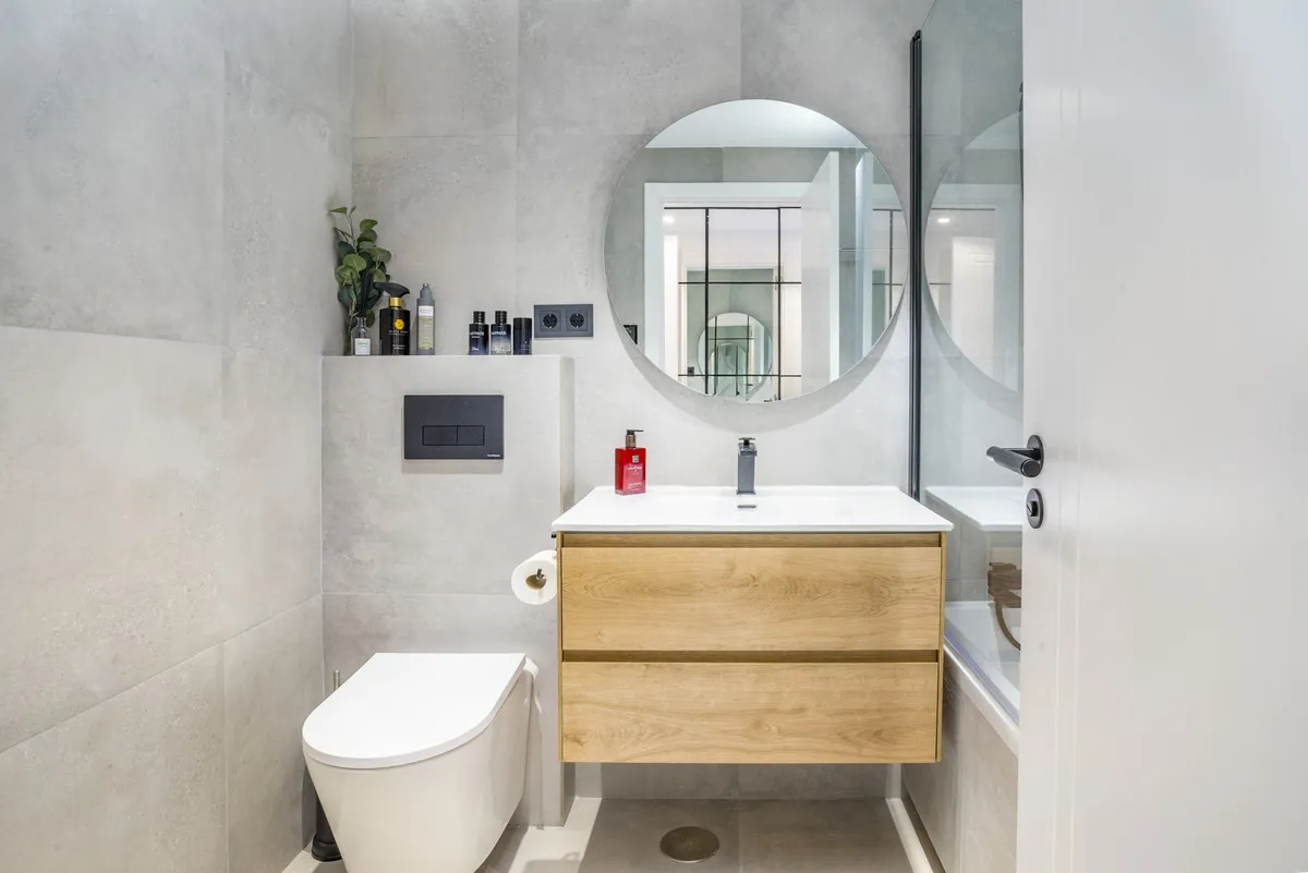 80408a97-b20a-4cf7-a42c-a213e94d4b20