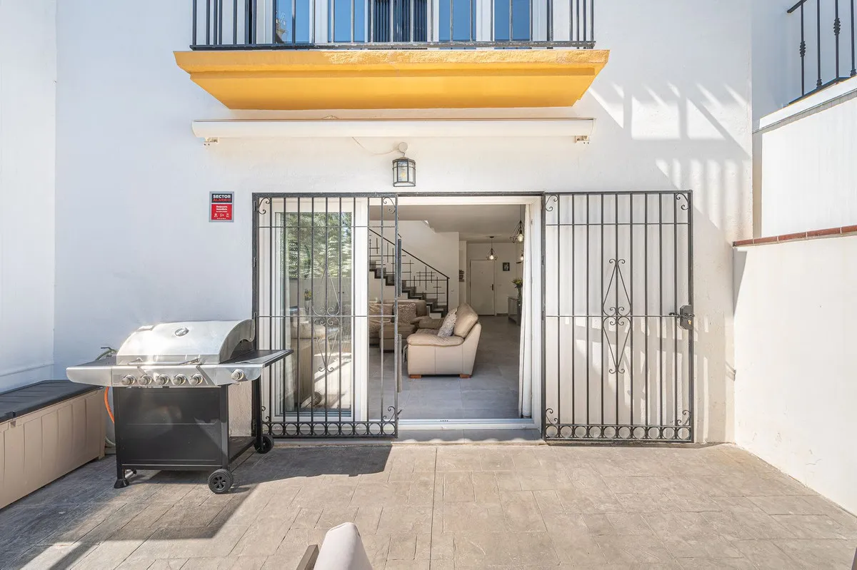 551a1b6e-72cb-4598-84bb-acf75228de1d