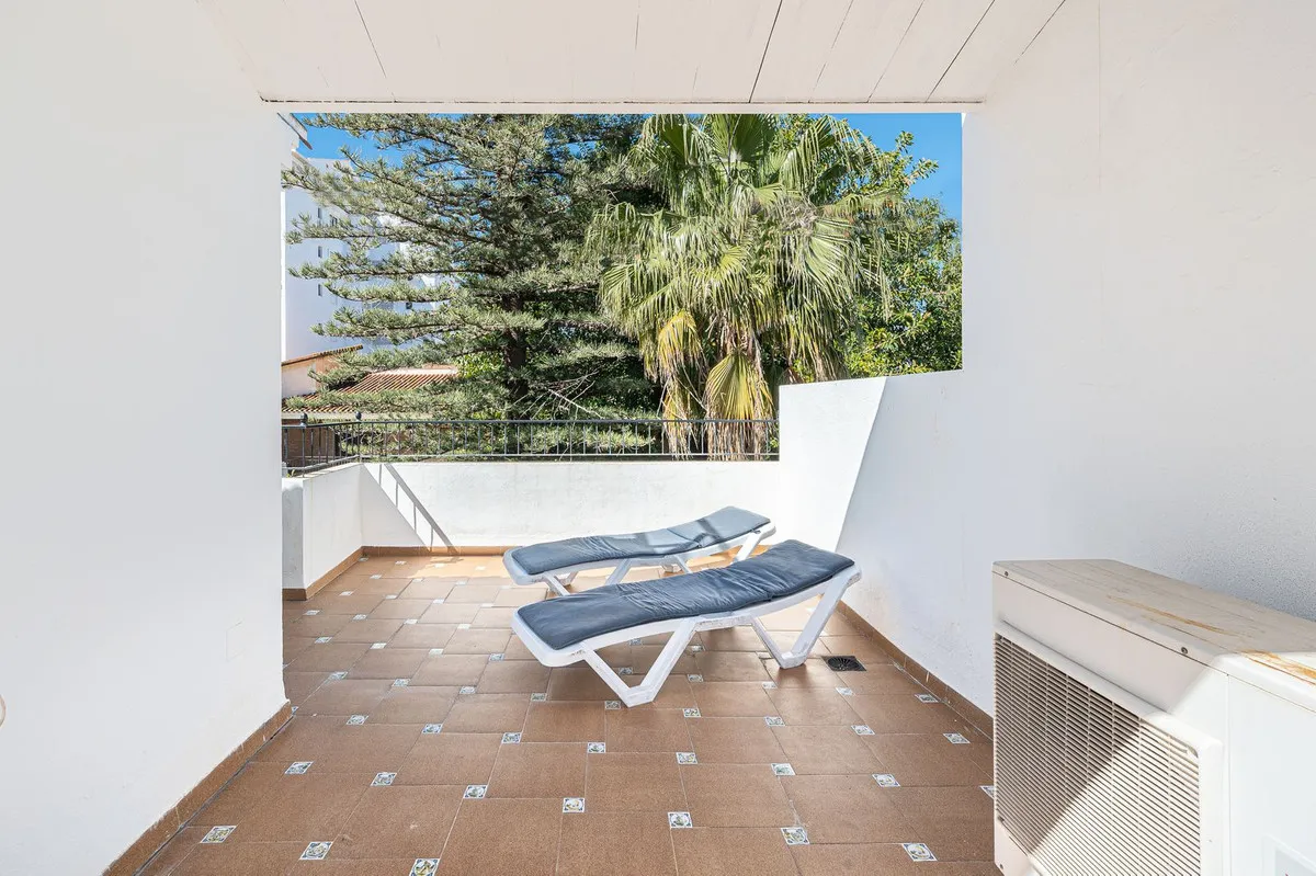 6892444b-0c52-446f-8a9c-0ed418df165e