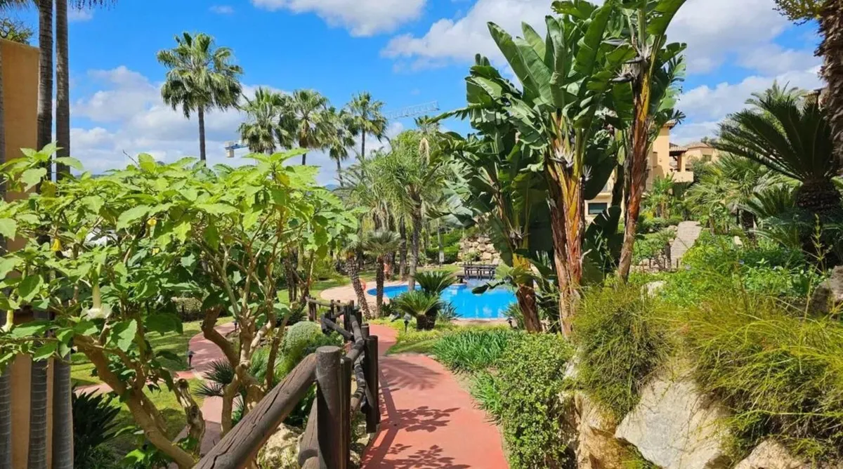 e6aeb5c4-6c88-472d-872c-d0f99b77be1b