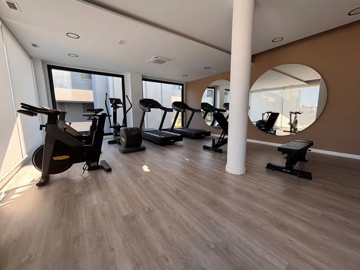 16a4ea3e-e233-4d47-aaf2-d083a68d93f9