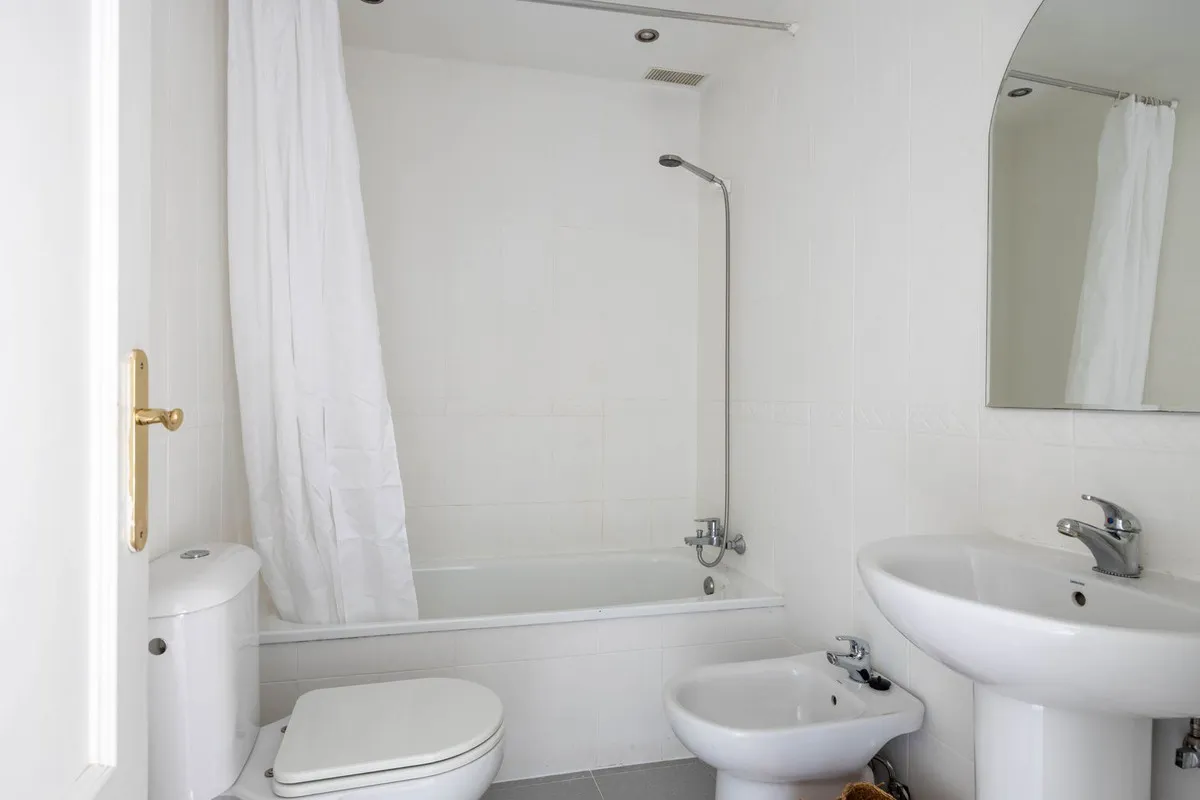 92e02455-5d5b-4214-bf57-c70352105b50