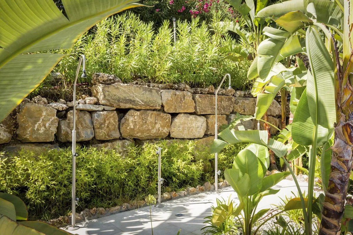 5535ad16-45cf-4811-b49b-28f7a0d203e8