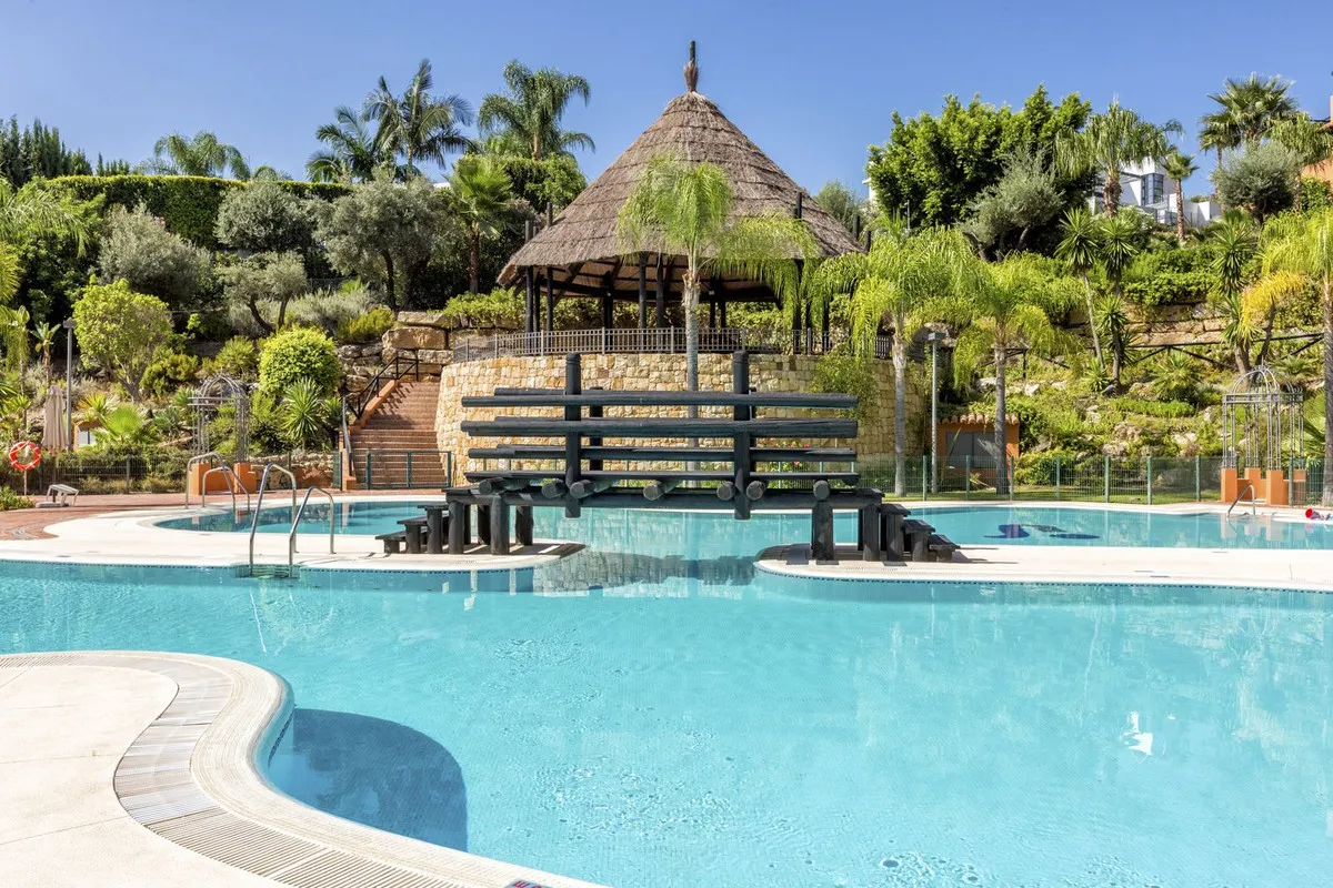 642d4a2e-e1c4-4533-a131-4114ab294d46