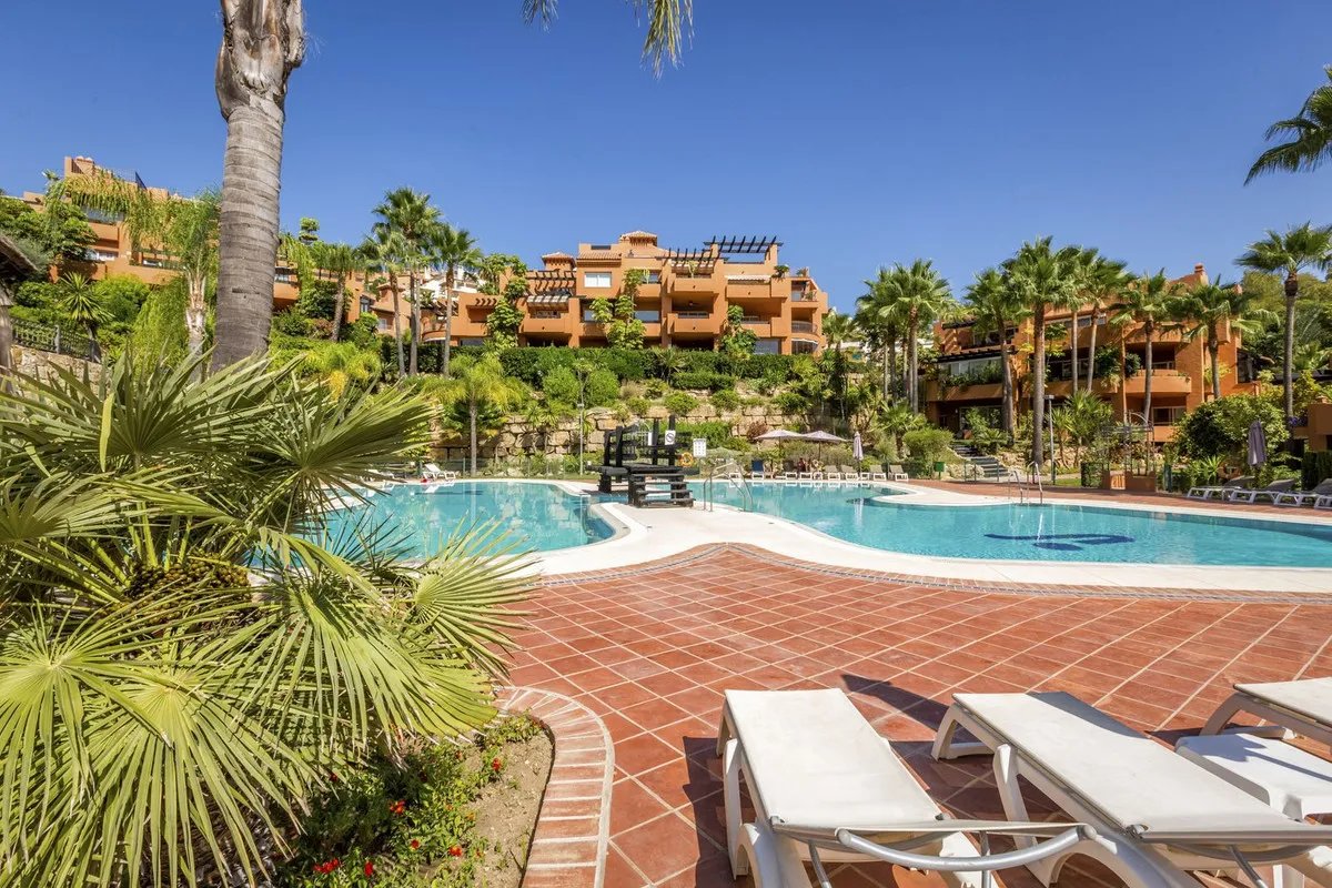 7942eb69-ecb9-489d-9697-c64bdfcc1581