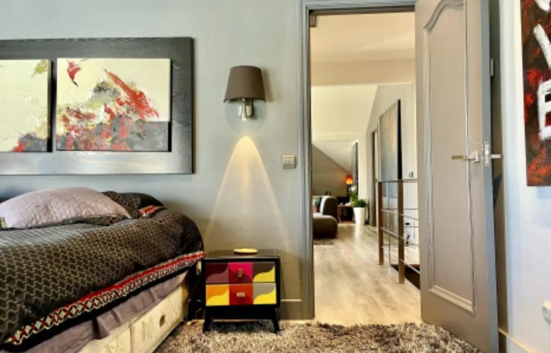 ea891b75-dcfd-428f-a770-d64ccafc149a