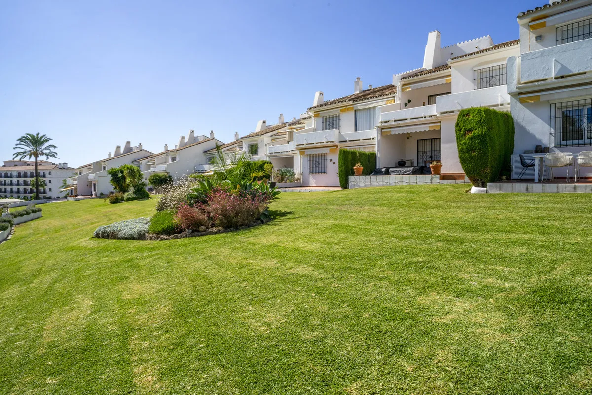 16670e74-6daf-4e2b-821b-d3adcfdbf13b