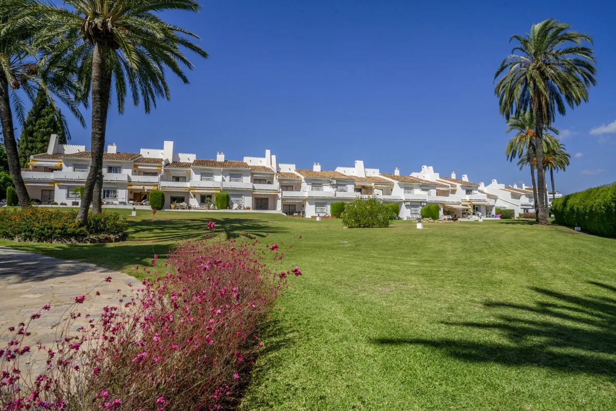 9d60f2a6-9cae-4ce3-8194-19e839b40465