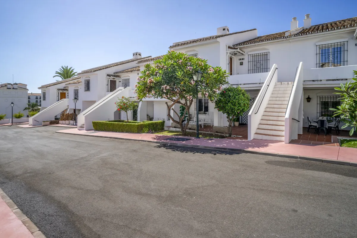 a53e9dec-8ea4-4148-a775-66d2db880e90