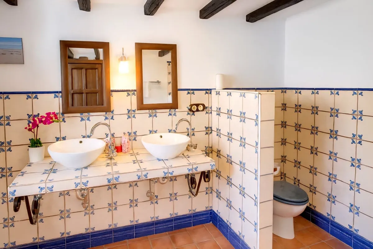 3df5ad93-beaa-4667-b9d9-7f4f0acf58f6