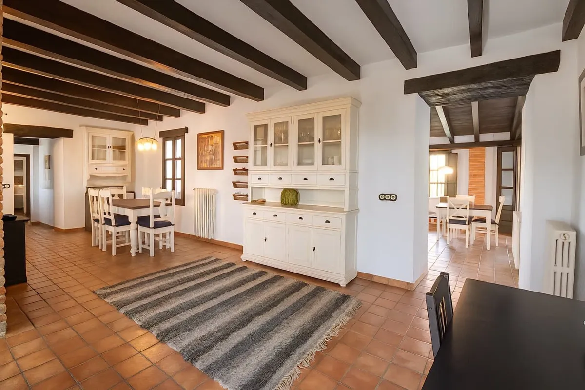 560b6ef6-ee00-4890-baaf-e2689e0987c5