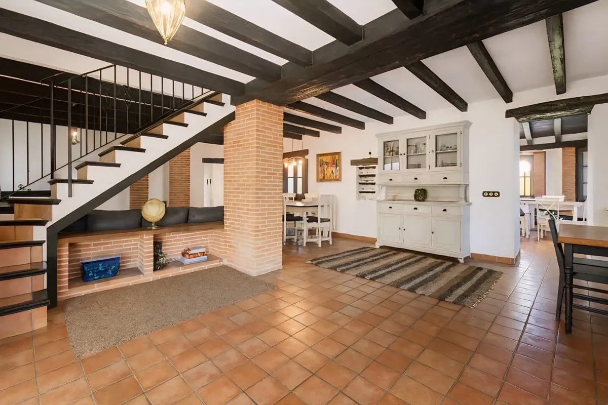 b2a001e3-3124-49a4-997a-4aecd6c9fc7d