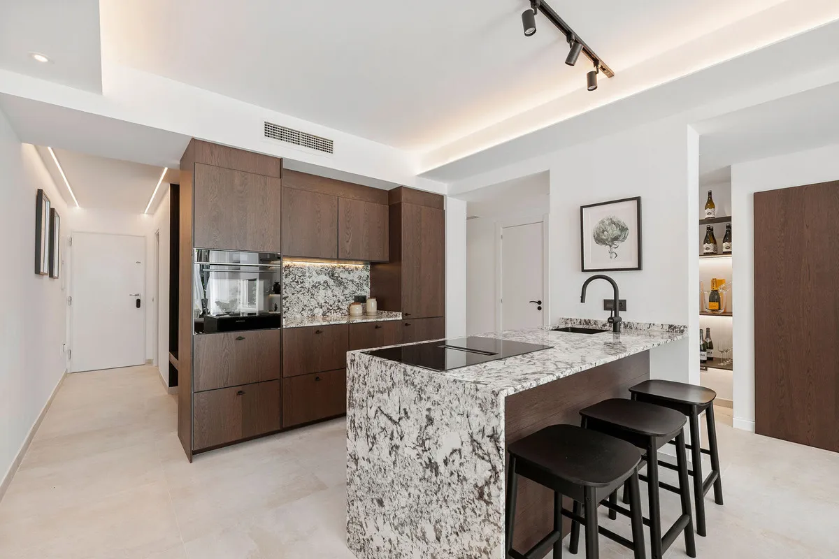 34025523-62b0-41e4-bfdf-b7d5ec828446