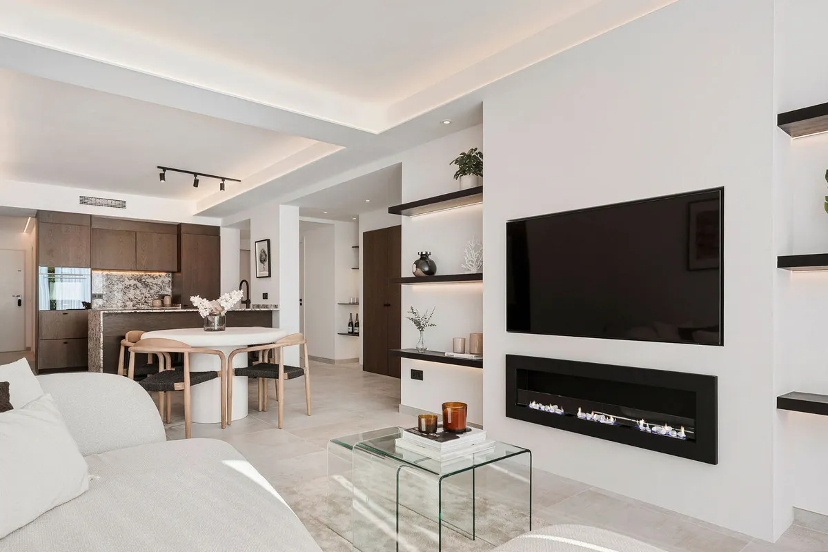 804b0e4a-20e2-43ee-ad2e-3eee8aa16115