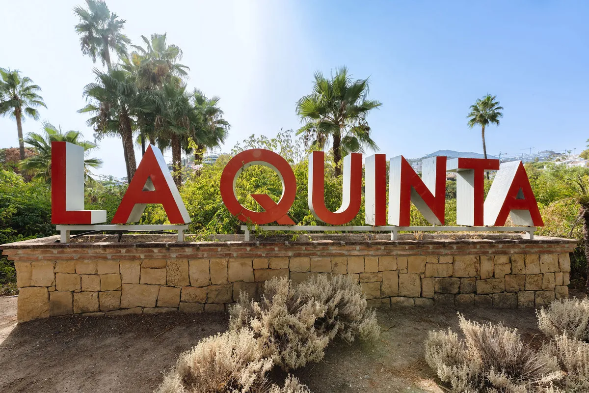 c574ef20-1de4-4d49-8504-142cafe9b69c