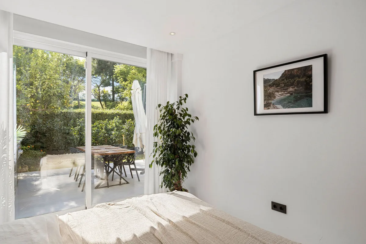 f2bcbe1c-1444-4c74-8924-6961524c9151