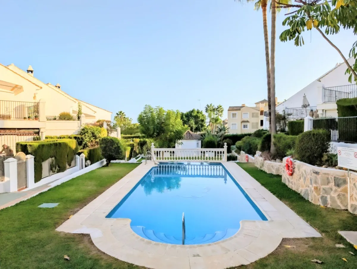 48bca3b5-12fc-4385-96ef-33196f262d7e