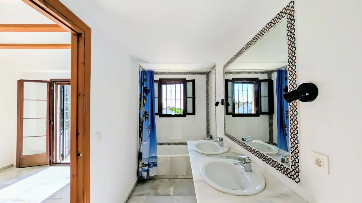 6fb7a86a-bc1f-46b0-96f8-80eca0f0b928