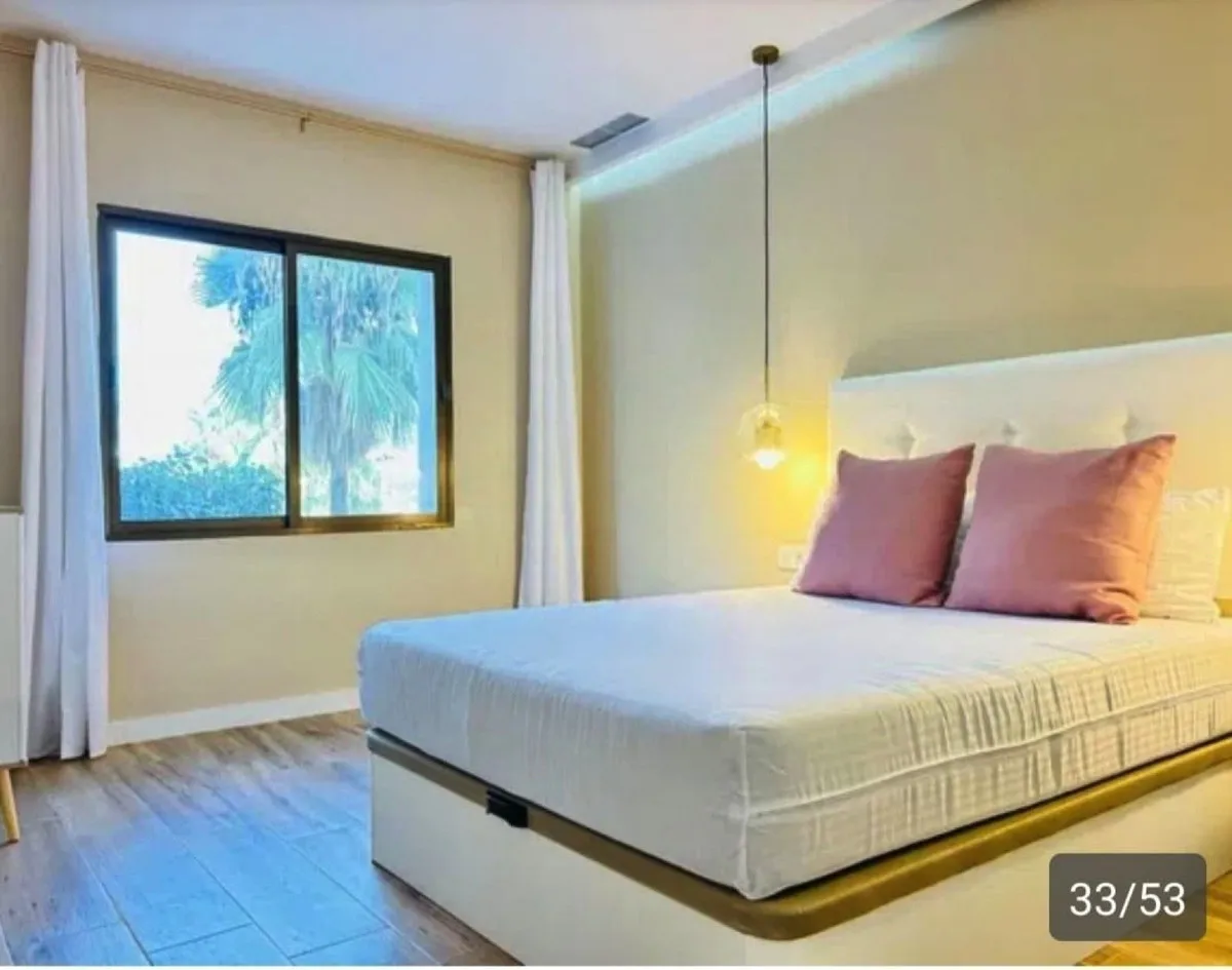 e5ee9059-e31f-4439-8947-2c1cfd530517