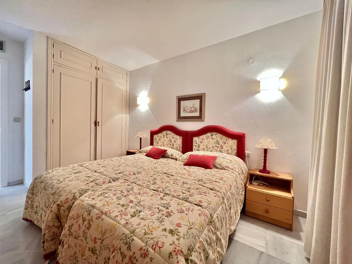 9375e17e-8fd4-4cef-81dc-569a9ad09b6d