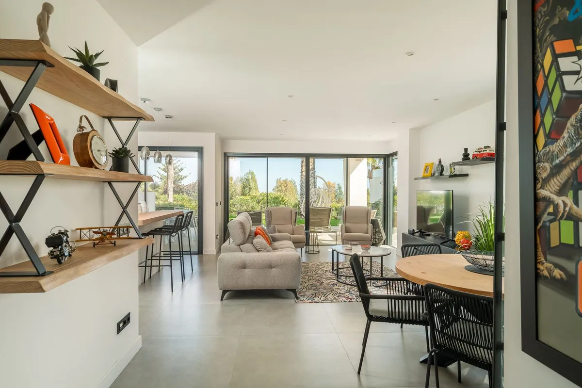 78b1ba40-cb49-49a9-8011-4880d25e669b