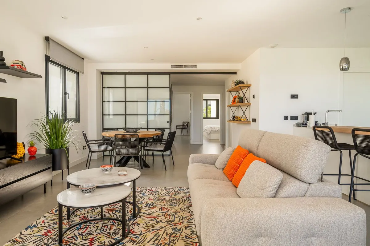 da070bf3-4156-4b04-9e8c-6ebf50d1a885