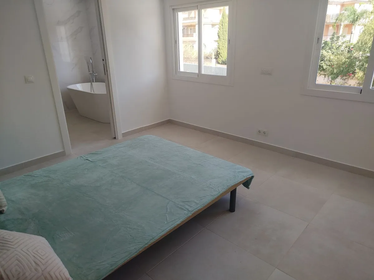 7b93c7a6-d519-452d-8b53-783915146c39