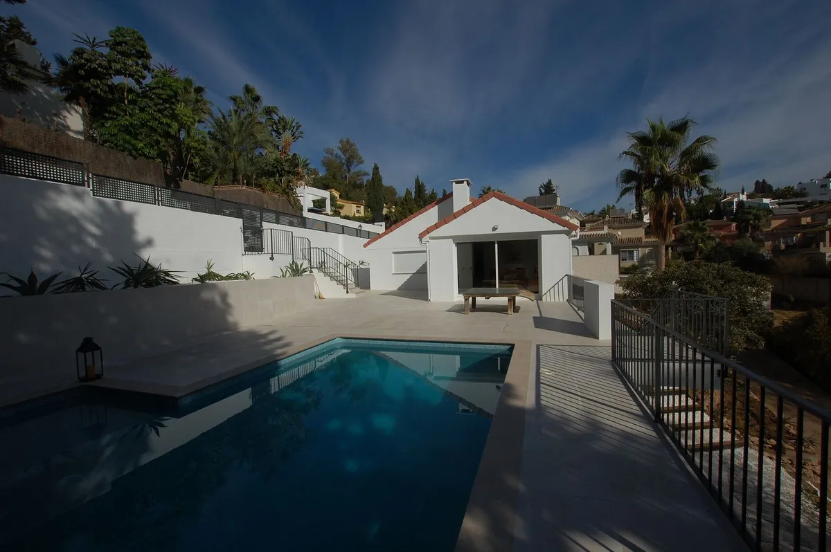 89d01652-eac6-4a3e-8ef6-a2f8116ec32a