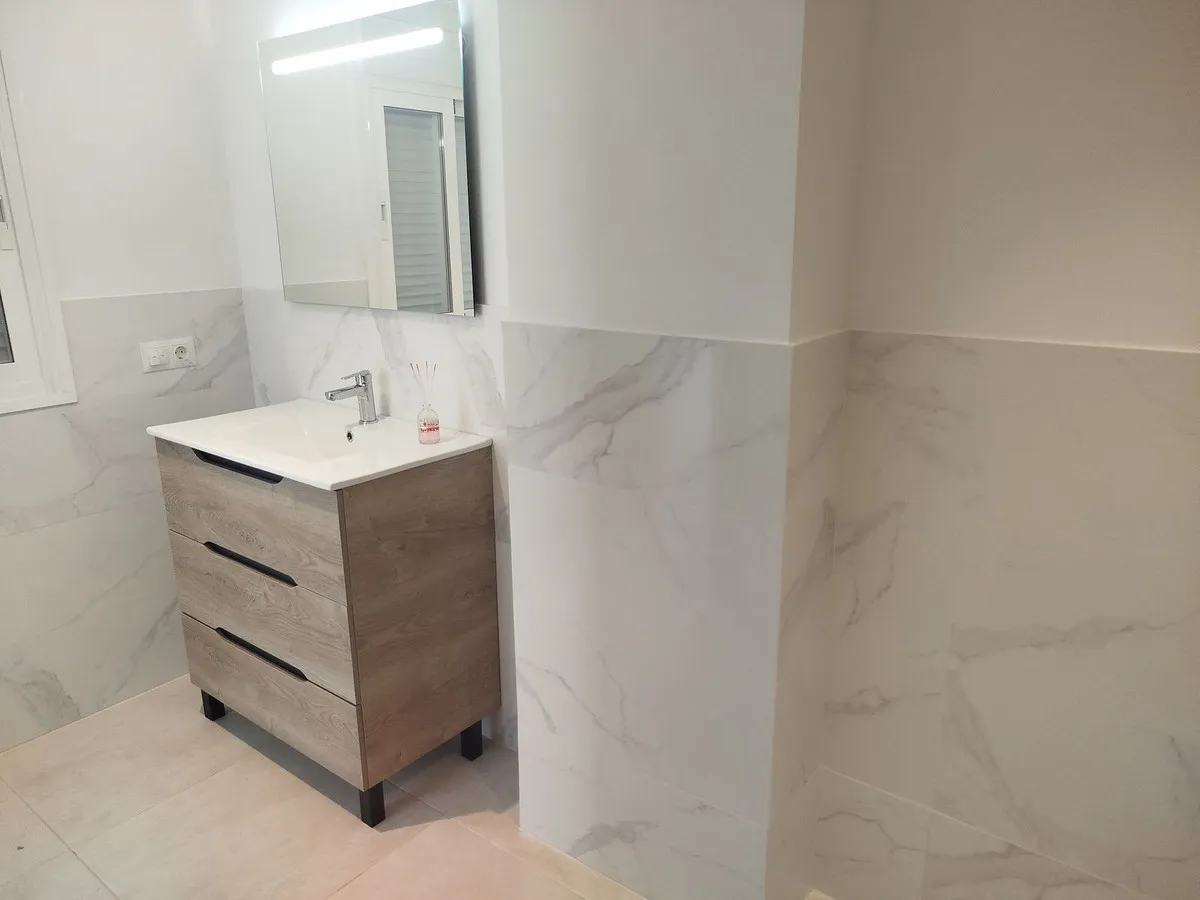 a144eec7-3e21-486c-995d-8e91919da7c1