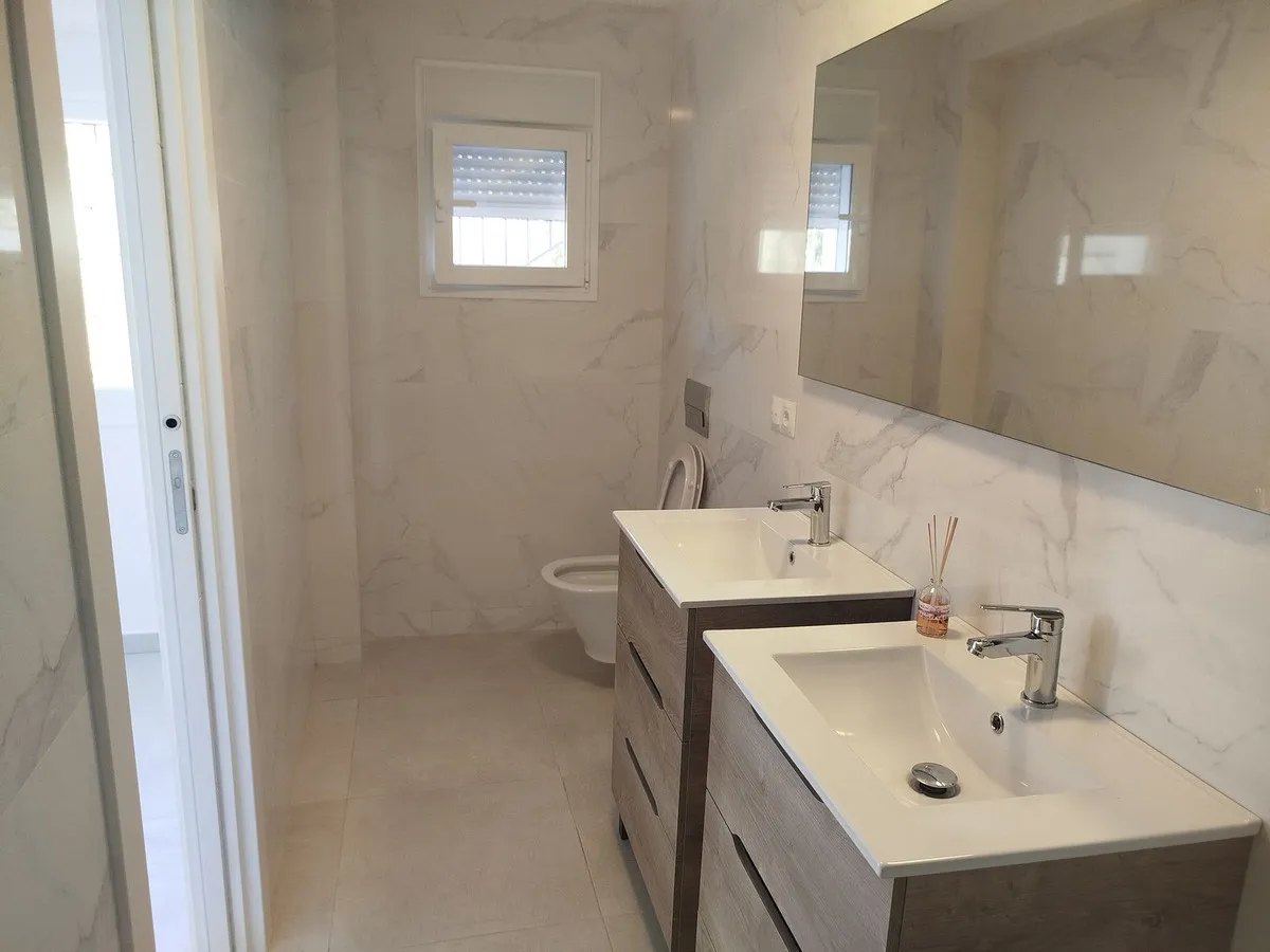 d3084dbd-1d23-429b-9361-18dd42626c44