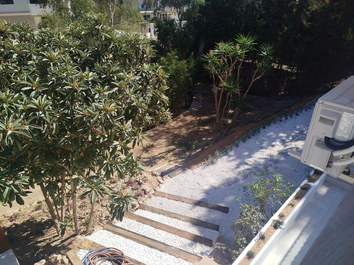 d9e00d52-ee10-41ab-901d-bb02a0819105