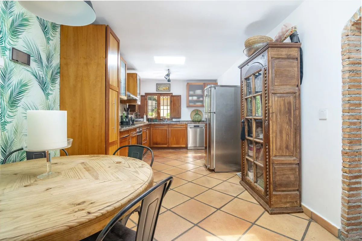 2f4aee7a-01ae-4d42-b5eb-9e60f7be1113