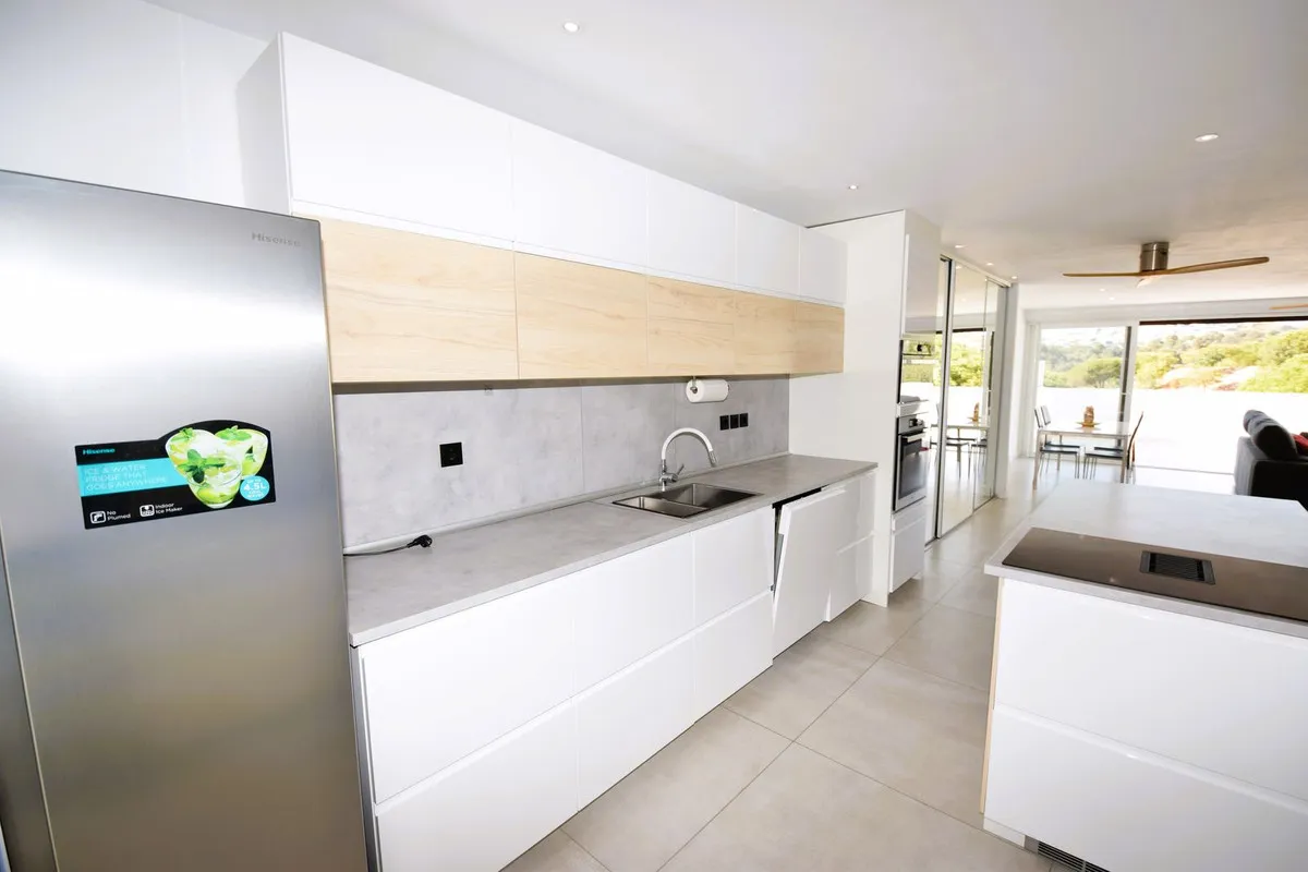 727e68bc-bb41-4c81-8f36-7ea0b8fc857b