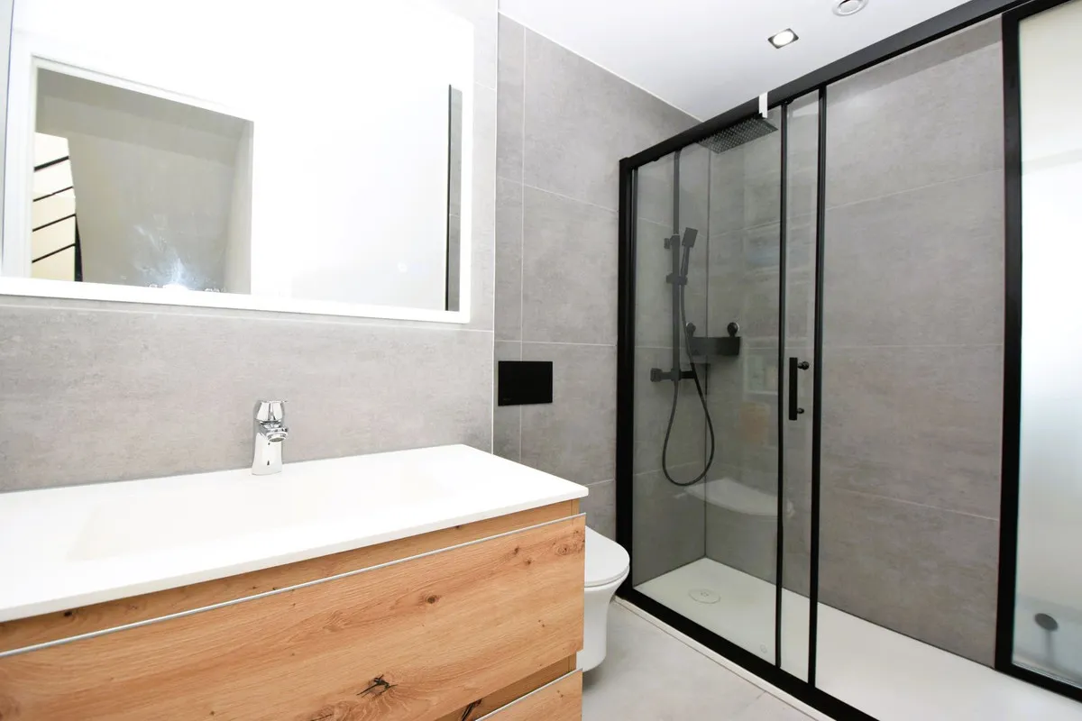 feeb9b91-29cb-4e86-87b9-3660ba9d9ff5