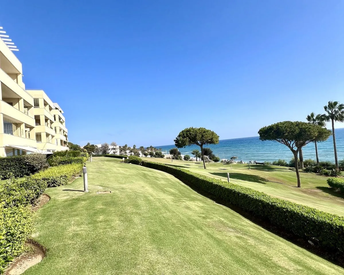 5cf3adaa-41dd-4c9b-9dac-23e94d05a53f