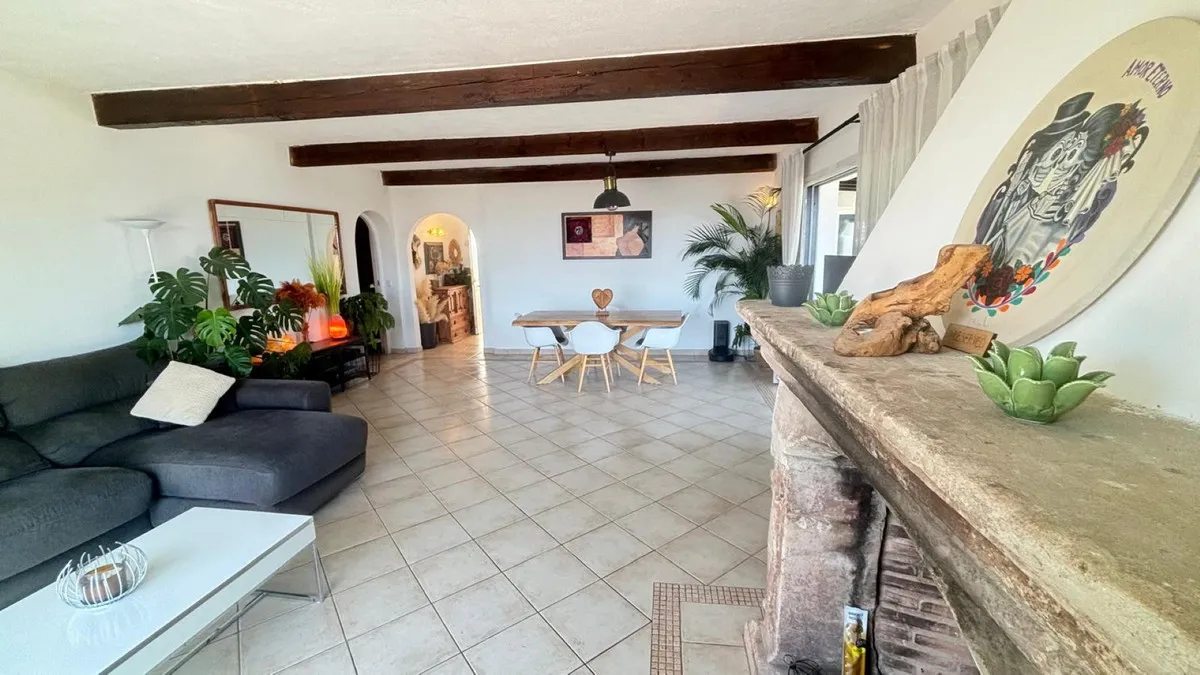 57b137f8-e8f4-4a26-af77-18d310dcc4ec