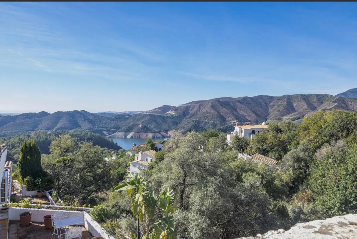 a060cf5a-5aea-401a-bd11-712f18c448f7