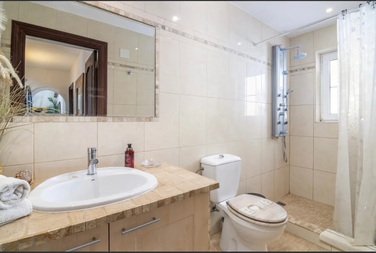 bedeb0e4-cbf8-46db-acae-c3c4637cd807