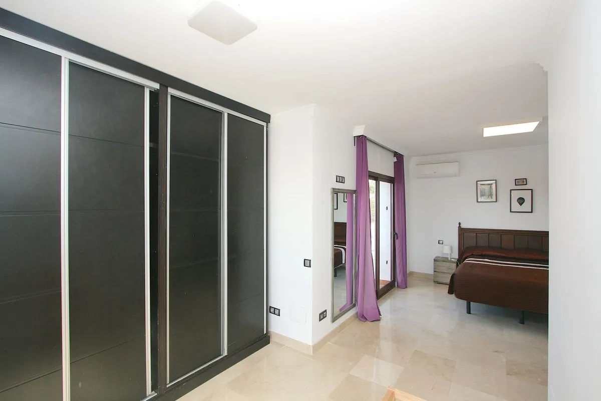 5b6f148f-c0c5-43a9-80fb-a318dbef1758