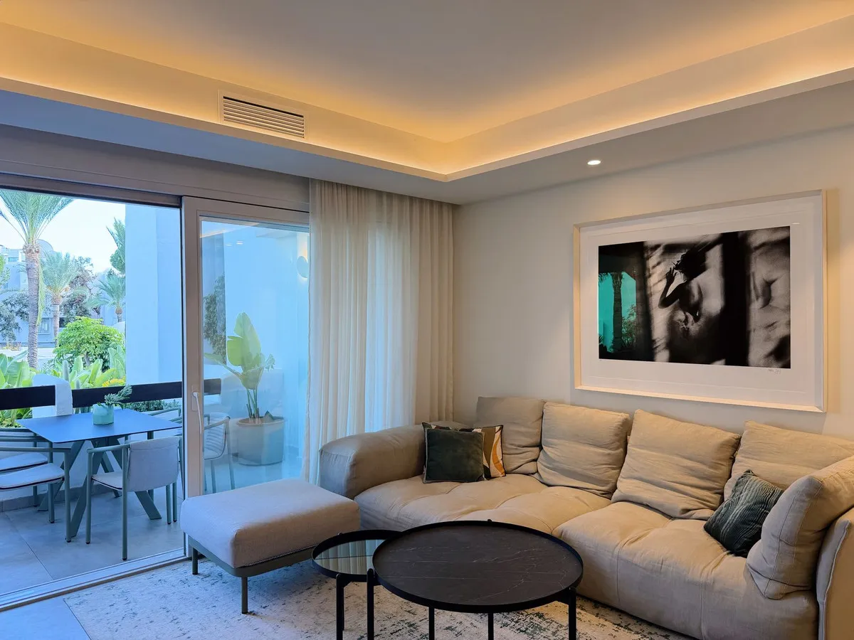 7fe41643-3a7a-4c4d-b4a4-ada43bb47258