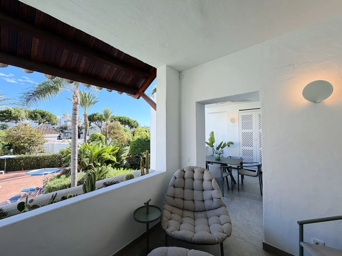 8f16fc5a-2f68-4106-a489-b42a05b80986