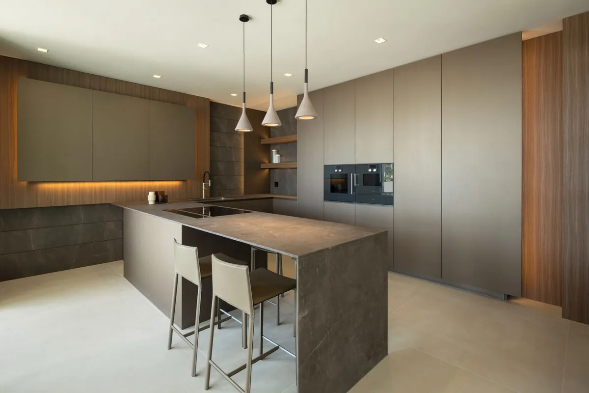 39a6169c-cd5b-49a7-be54-d493fba10d19