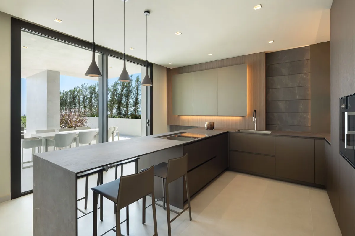 8d8254fe-28fa-45eb-884d-c89e42de5e62