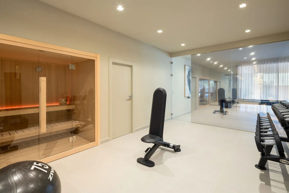 e222b84b-c963-4de7-9855-95a445f97fc8