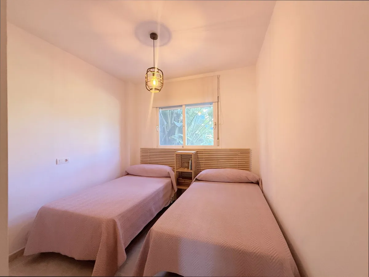 19cfbf9e-e727-44fa-8685-dcbcdd7d5a42