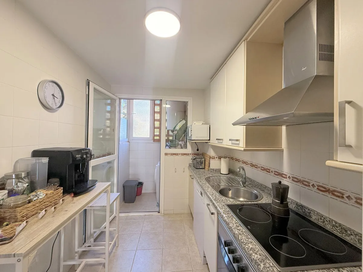 1efb1ae4-bb9b-4ce1-a0e5-07ad2741fec8