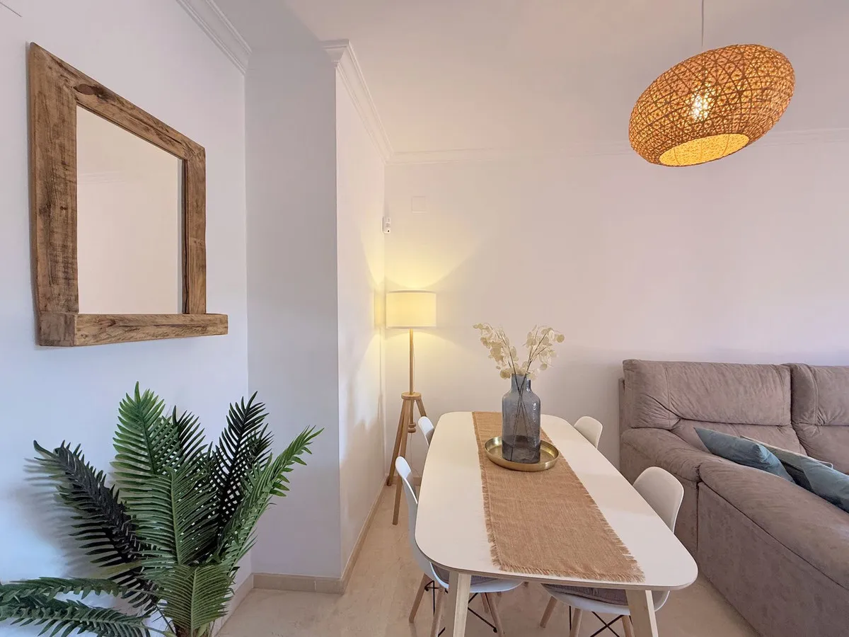 a9f752f5-dd7f-4fb7-893c-7473610aef0c