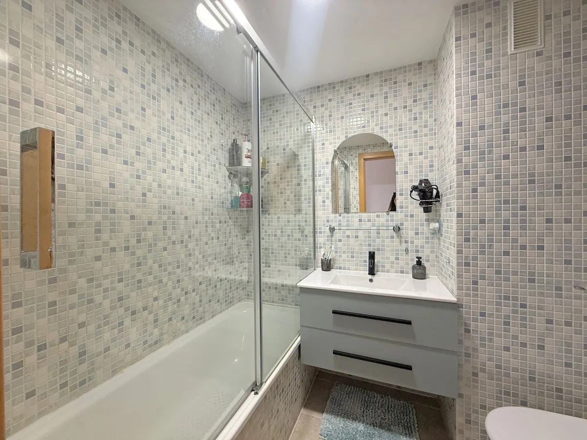 df090d62-0063-44e9-8ca0-a9db29857df7