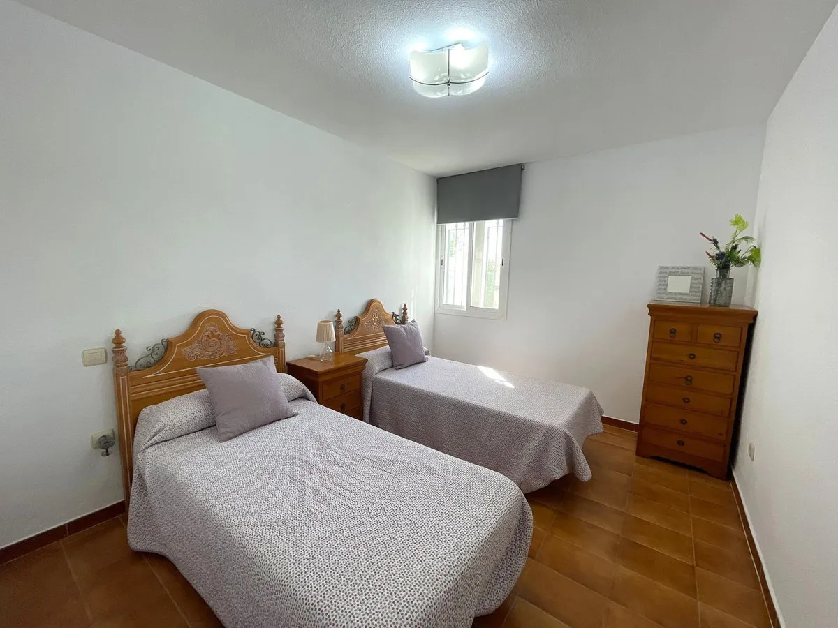 30e1f6f4-6438-4fd7-b2b5-3686e9068d2a