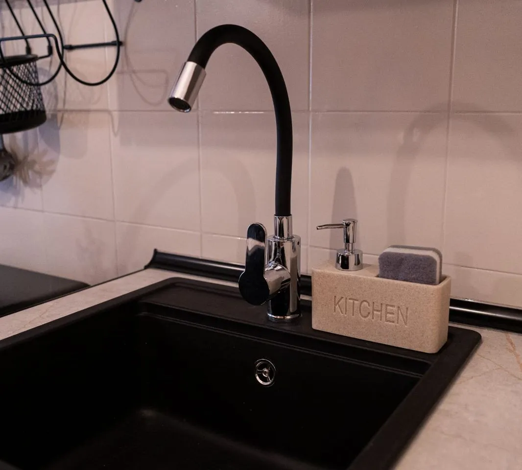 43ea19a0-e338-4f03-aabb-3601d9f12996